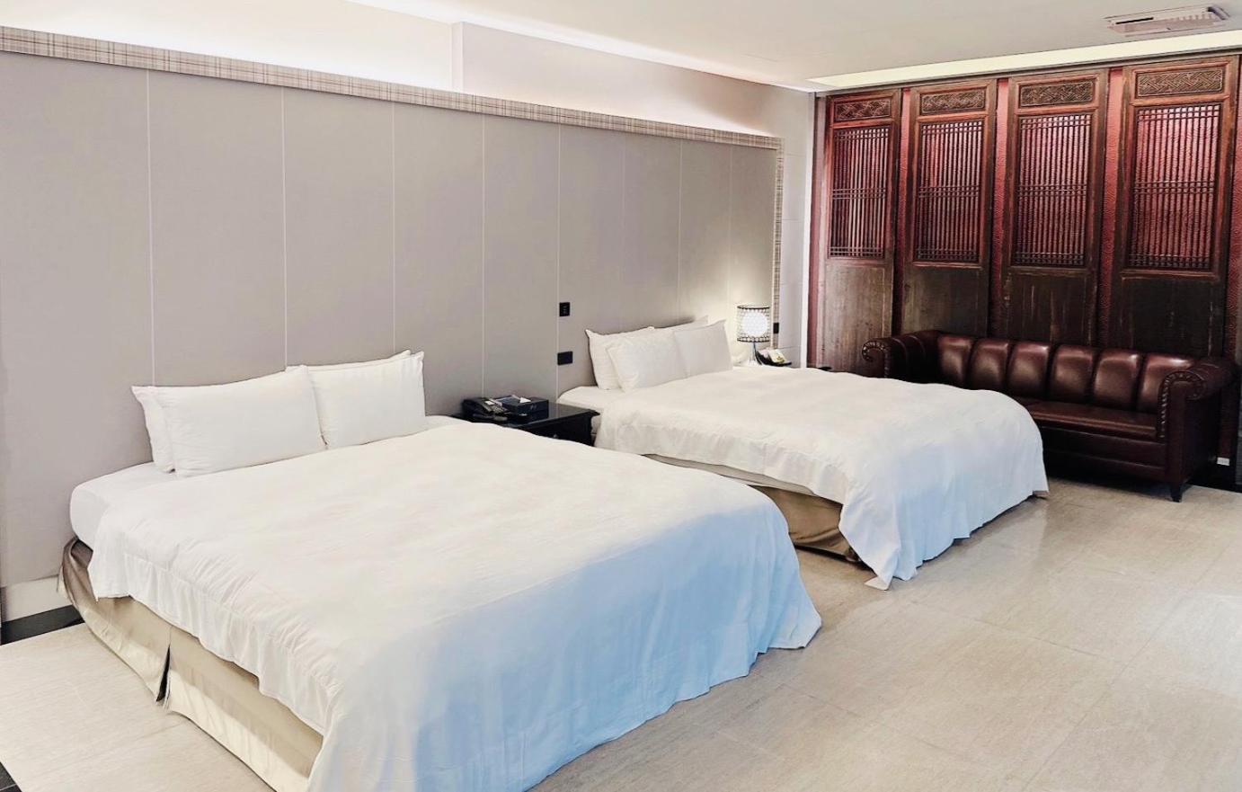 Orient Luxury Villa Motel Huwei Exterior photo